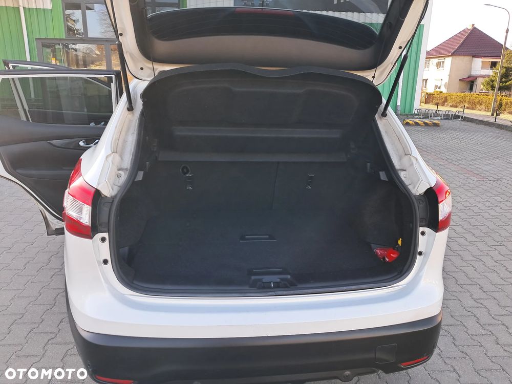 Nissan Qashqai 1.6 DIG-T Tekna - 8