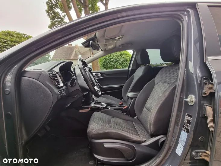 Kia Ceed 1.6 CRDi SCR L Business Line DCT - 13