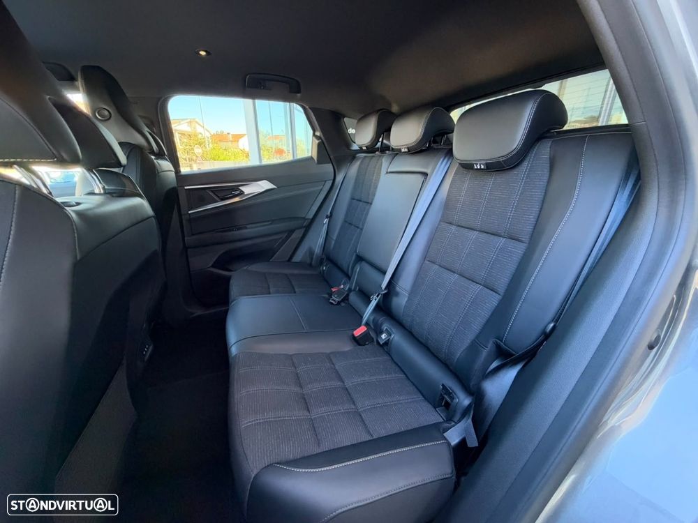 Renault Austral 1.2 E-Tech Iconic - 18