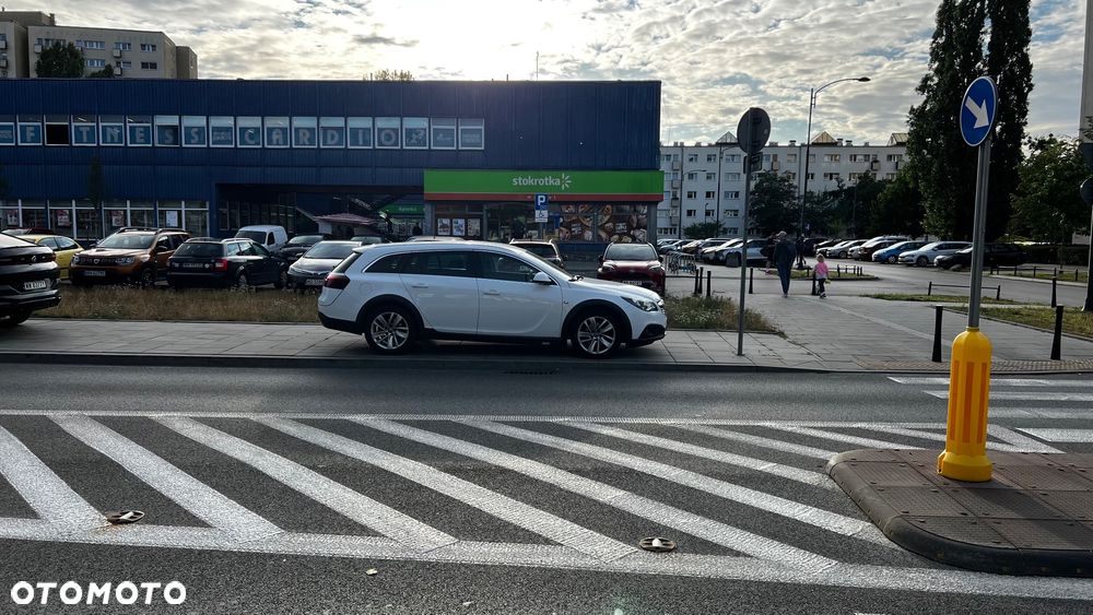 Opel Insignia 2.0 CDTI Cosmo 4x4 S&S - 3