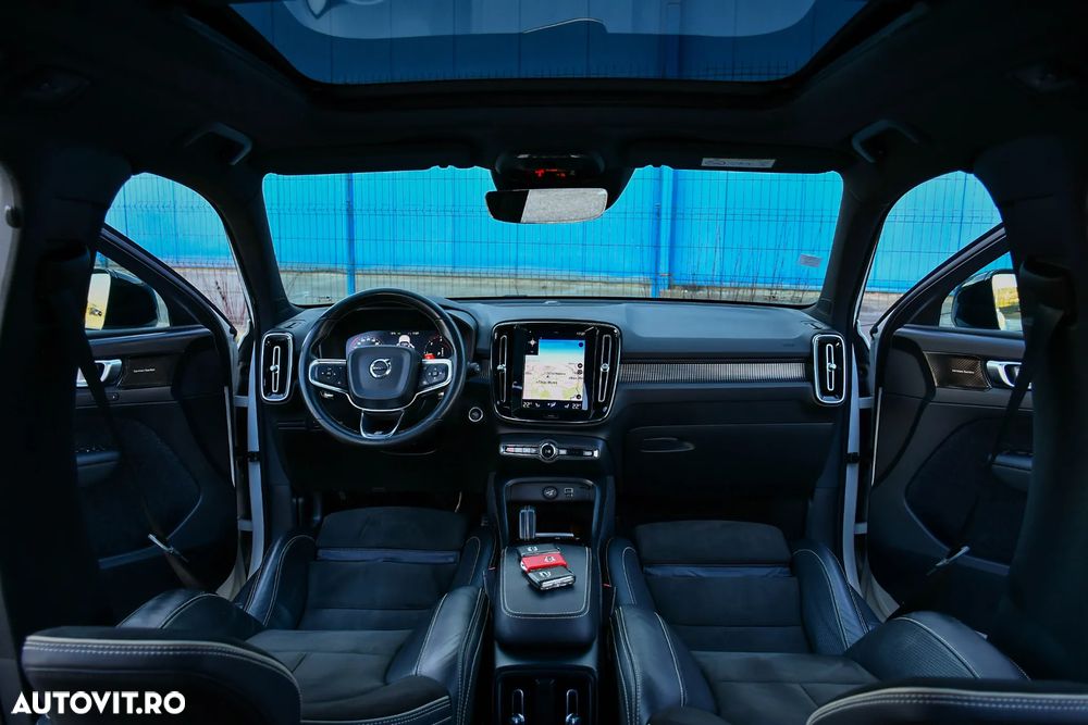 Volvo XC 40 D4 AWD Geartronic R-Design - 11