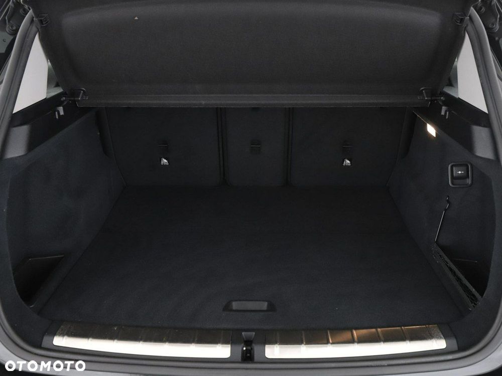 BMW X1 sDrive18d xLine - 21