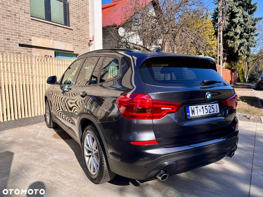 BMW X3 sDrive18d - 4