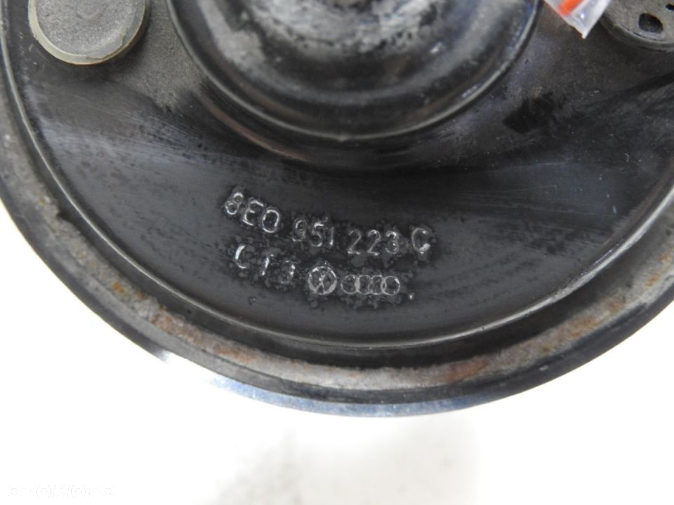 SYGNAŁ KLAKSON LEWY AUDI A4 B7 8E0951223C - 8