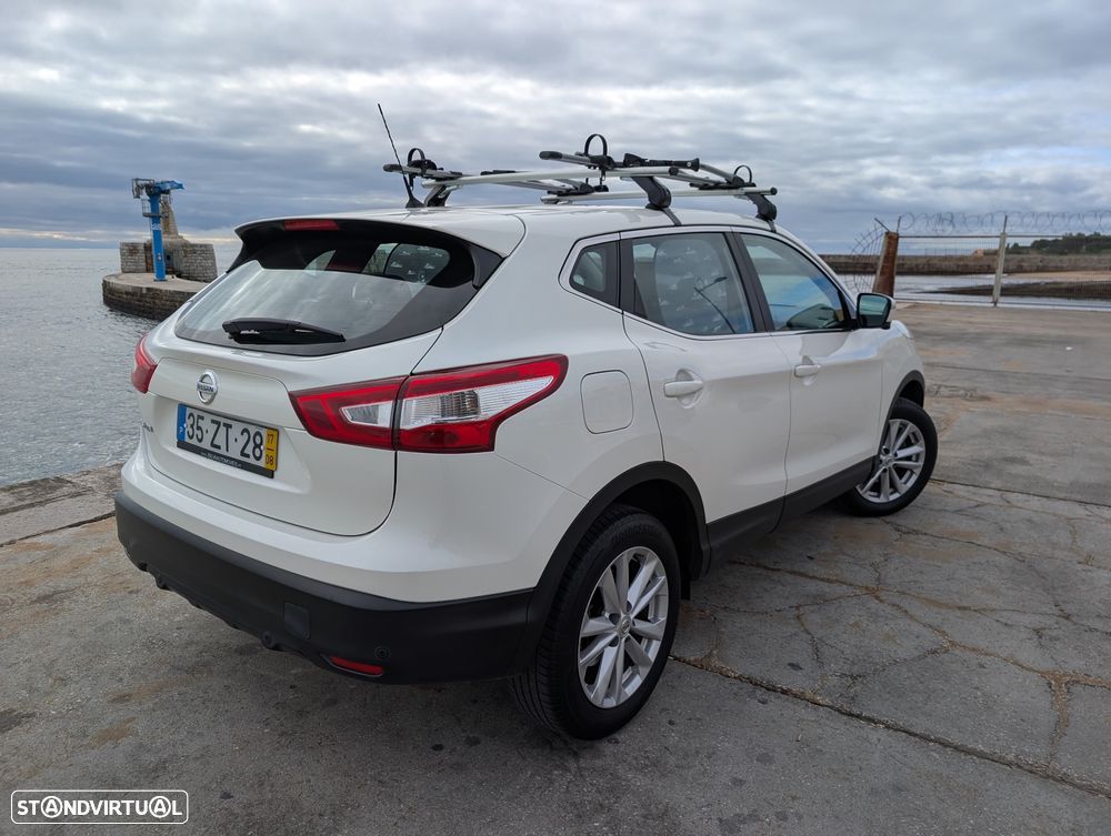Nissan Qashqai 1.5 dCi N-Connecta - 2