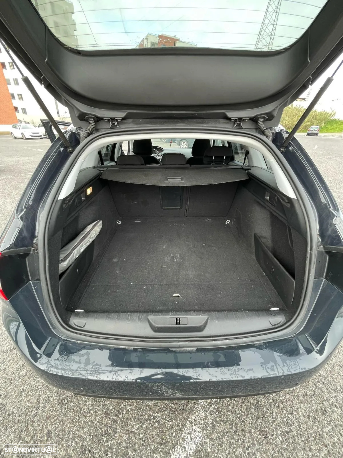 Peugeot 308 SW - 9