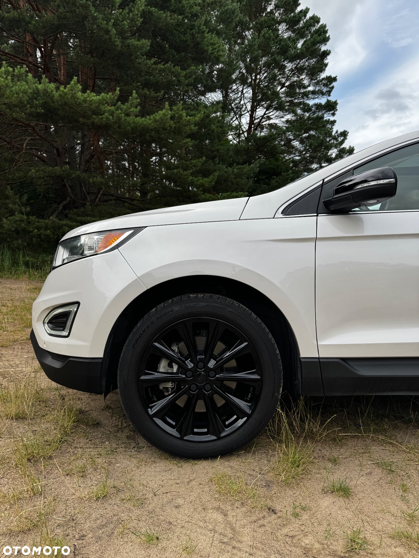 Ford Edge - 11