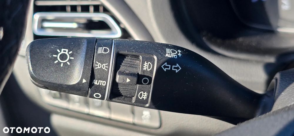 Hyundai i30 1.5 T-GDI 48V Comfort DCT - 32