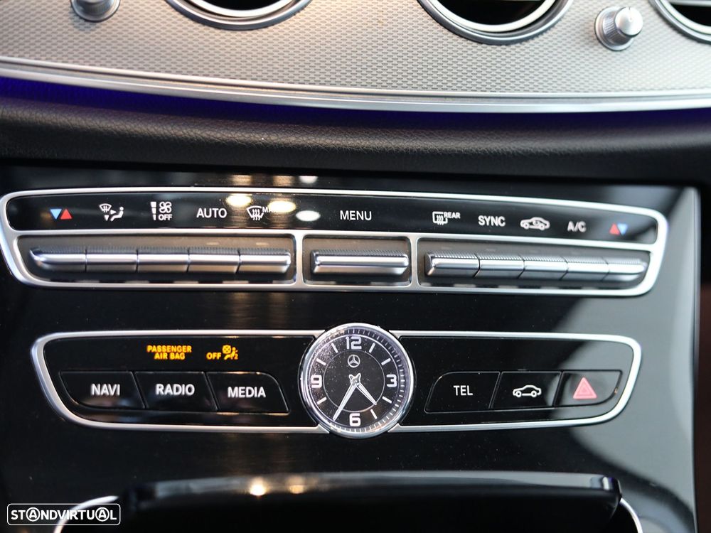 Mercedes-Benz E 220 d Avantgarde - 19