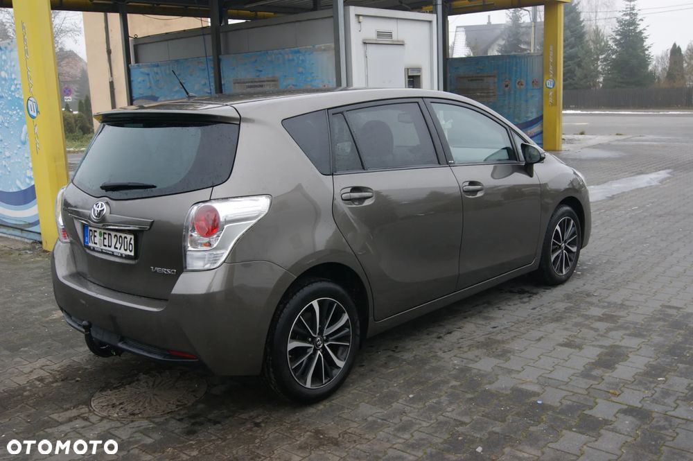 Toyota Verso 1.8 Multidrive Edition - 19