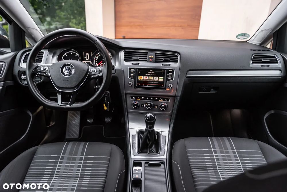 Volkswagen Golf Variant 1.6 TDI BlueMotion Technology Allstar - 22