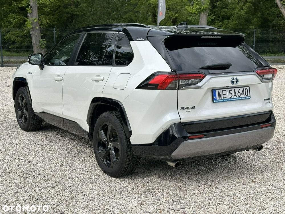 Toyota RAV4 - 5