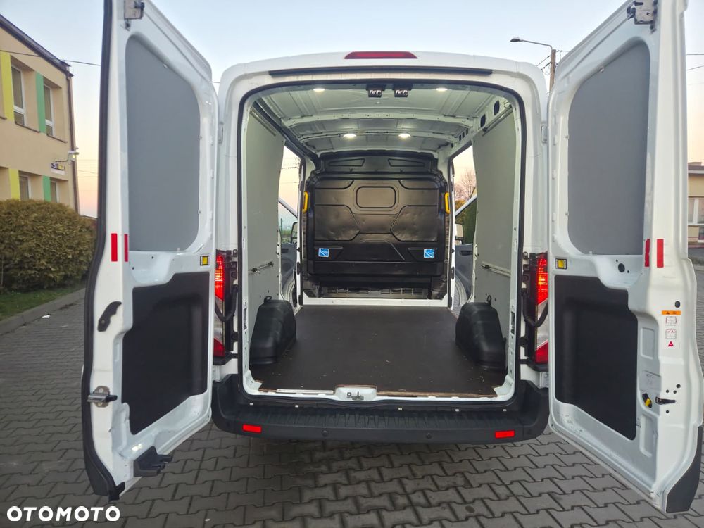 Ford Transit L1H2 - 20