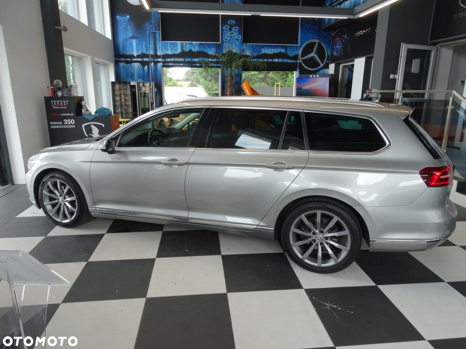 Volkswagen Passat - 8