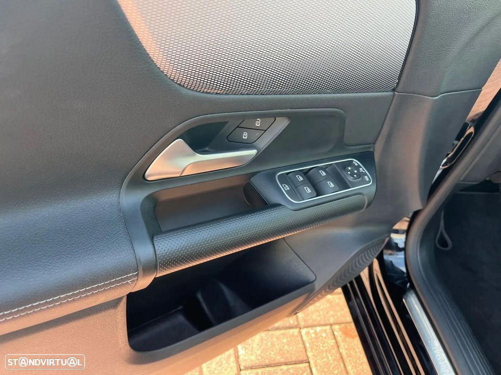 Mercedes-Benz B 180 - 35