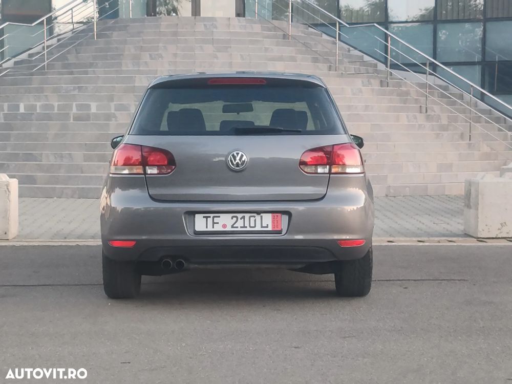Volkswagen Golf 2.0 TDI Highline - 7