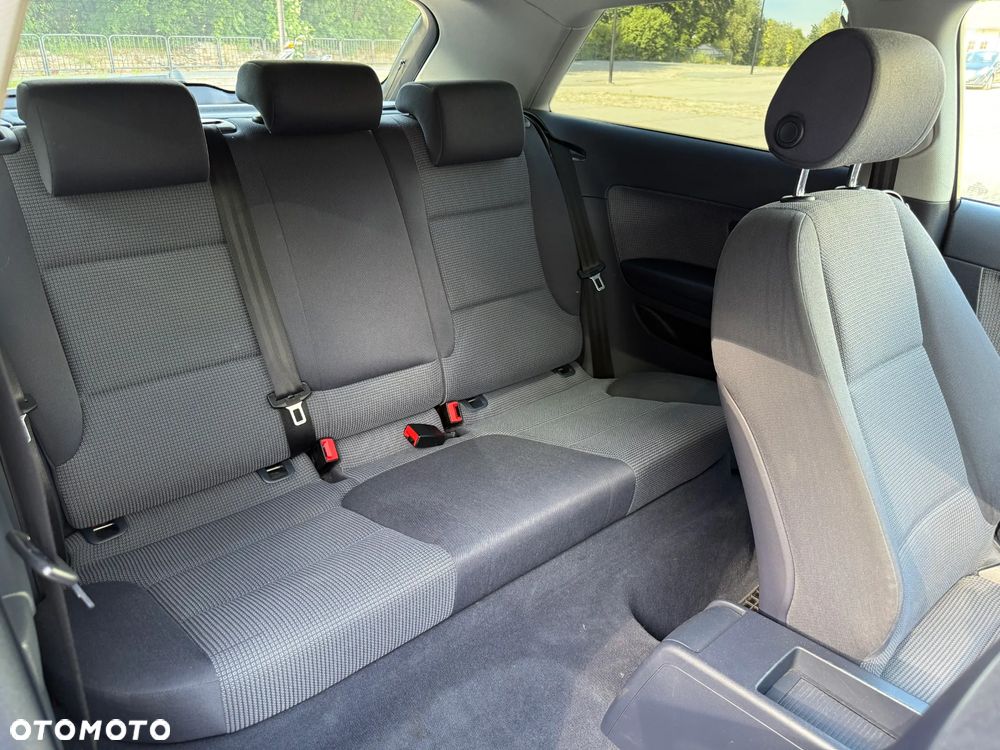 Audi A3 3-drzwiowe 1.6 Ambiente - 23