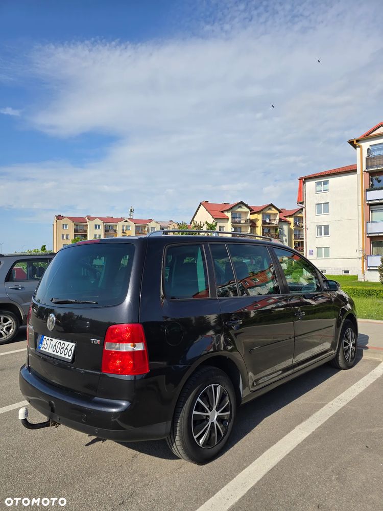 Volkswagen Touran 1.9 TDI Basis - 4