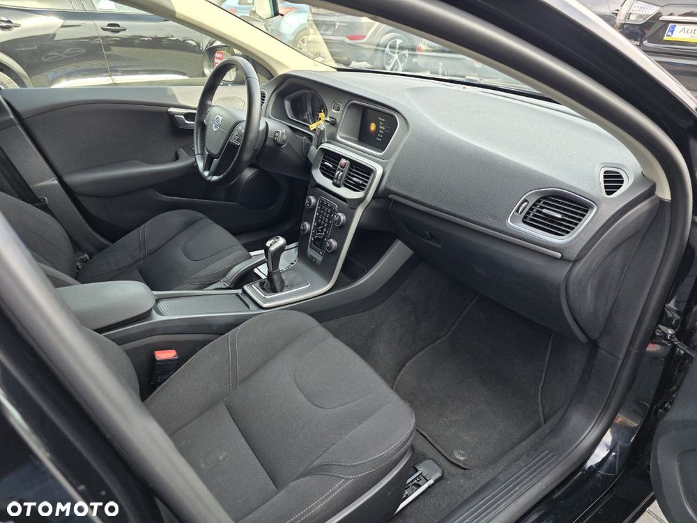 Volvo V40 - 21