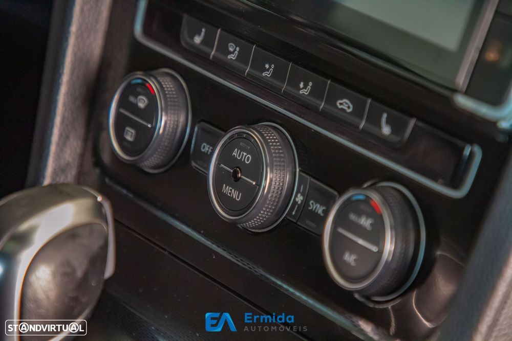 VW Golf 2.0 TDI GTD DSG - 46