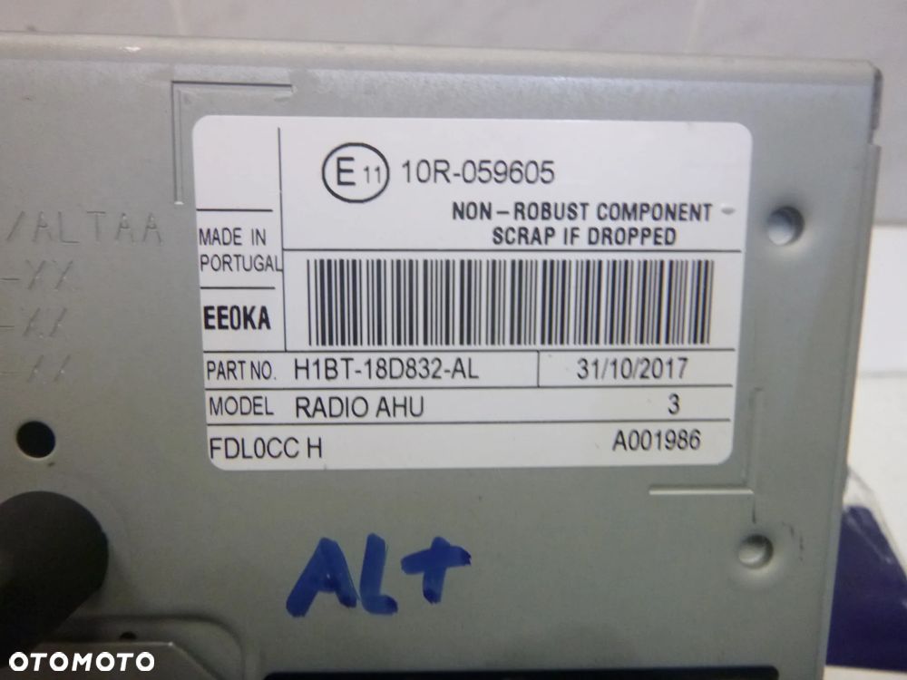 FORD FIESTA MK8 RADIO BLUETOOTH - 3