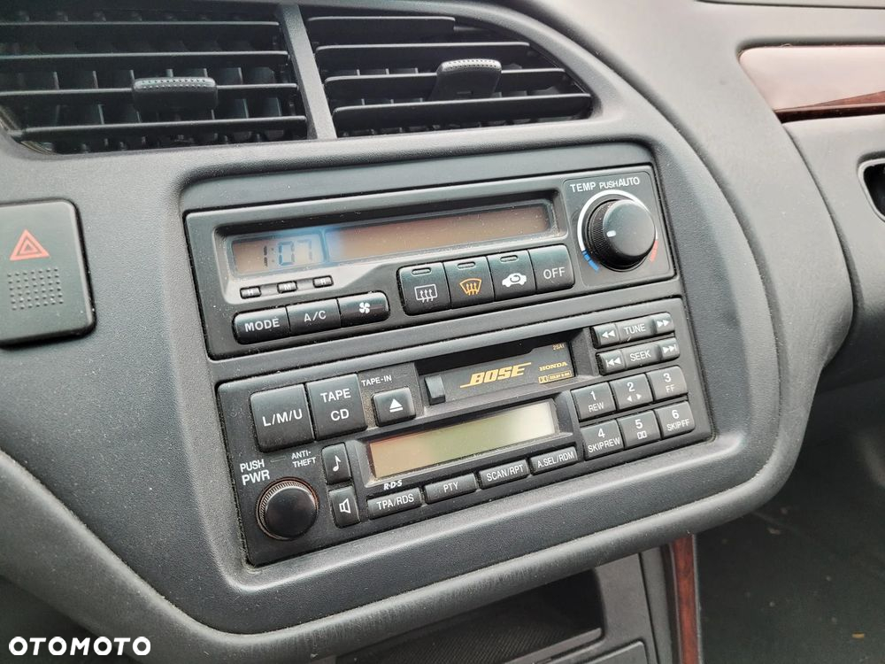 Honda Accord 2.0 ES - 11