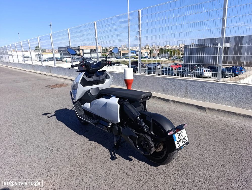 BMW CE 04 - 5