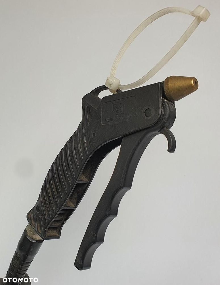 PISTOLET POWIETRZA KABINY MERCEDES ACTROS MP4 - 2