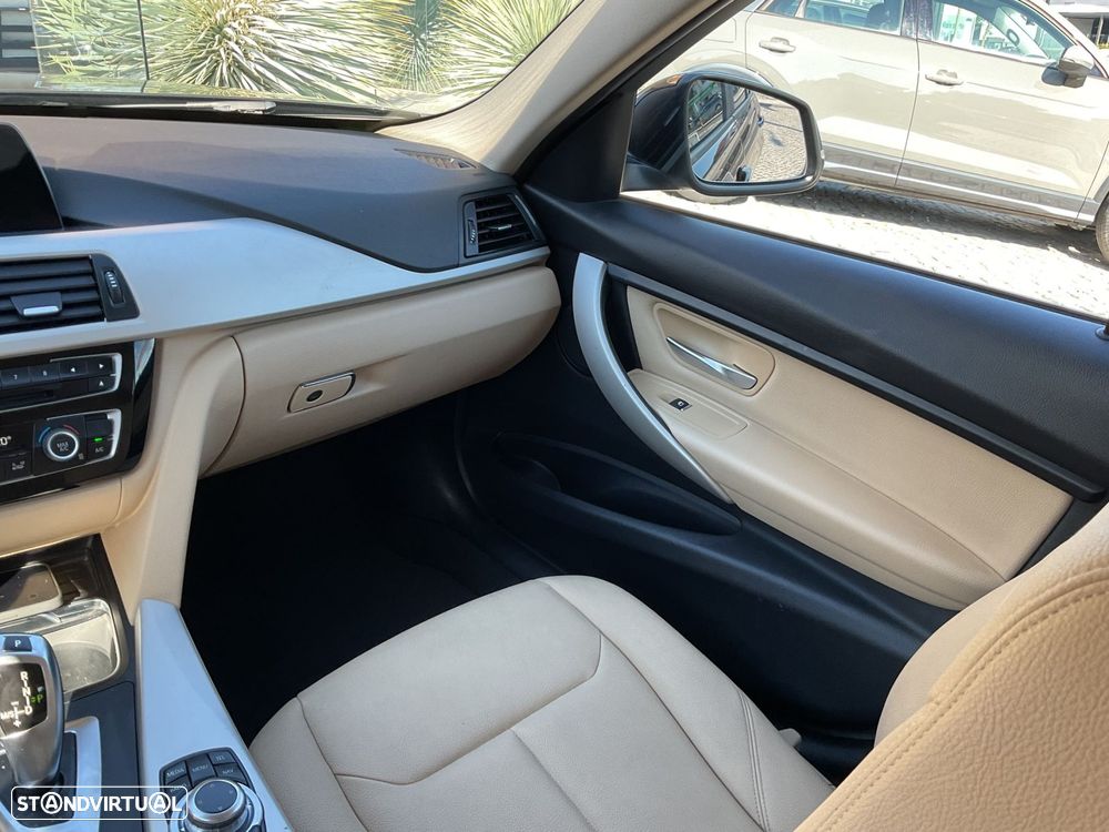 BMW 318 d Auto - 30