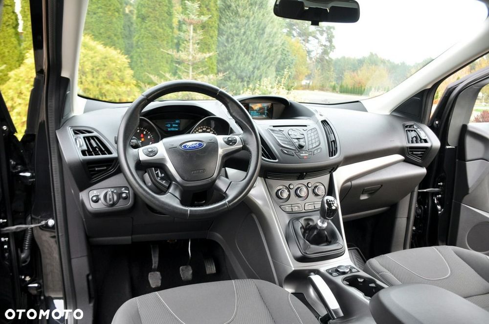 Ford Kuga - 28