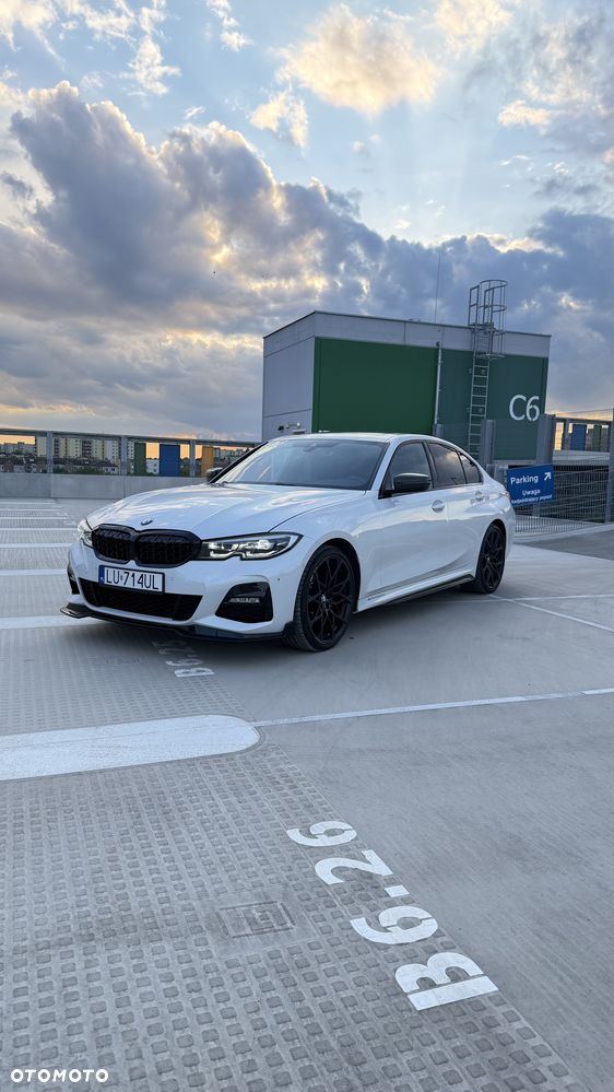 BMW Seria 3 318i - 10