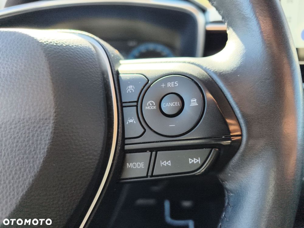 Toyota Corolla 1.8 Hybrid Comfort - 24