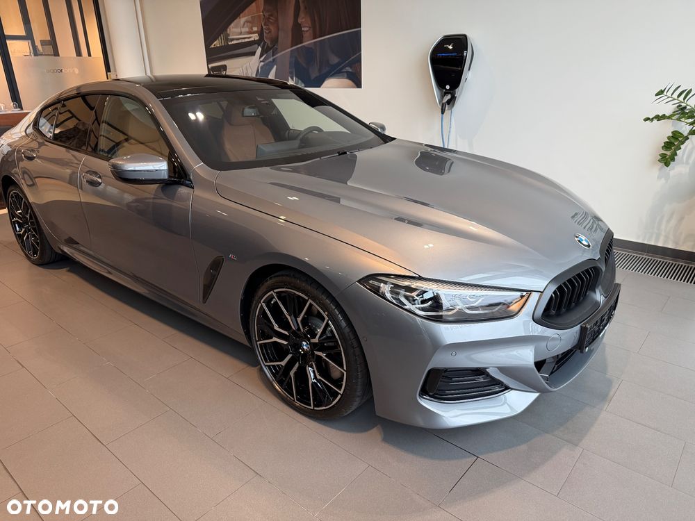 BMW Seria 8 - 29