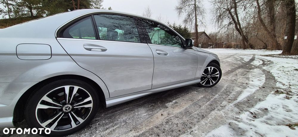 Mercedes-Benz Klasa C 350 Avantgarde - 12