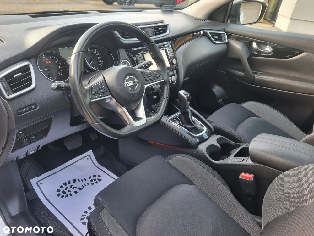Nissan Qashqai 1.3 DIG-T Tekna DCT - 14