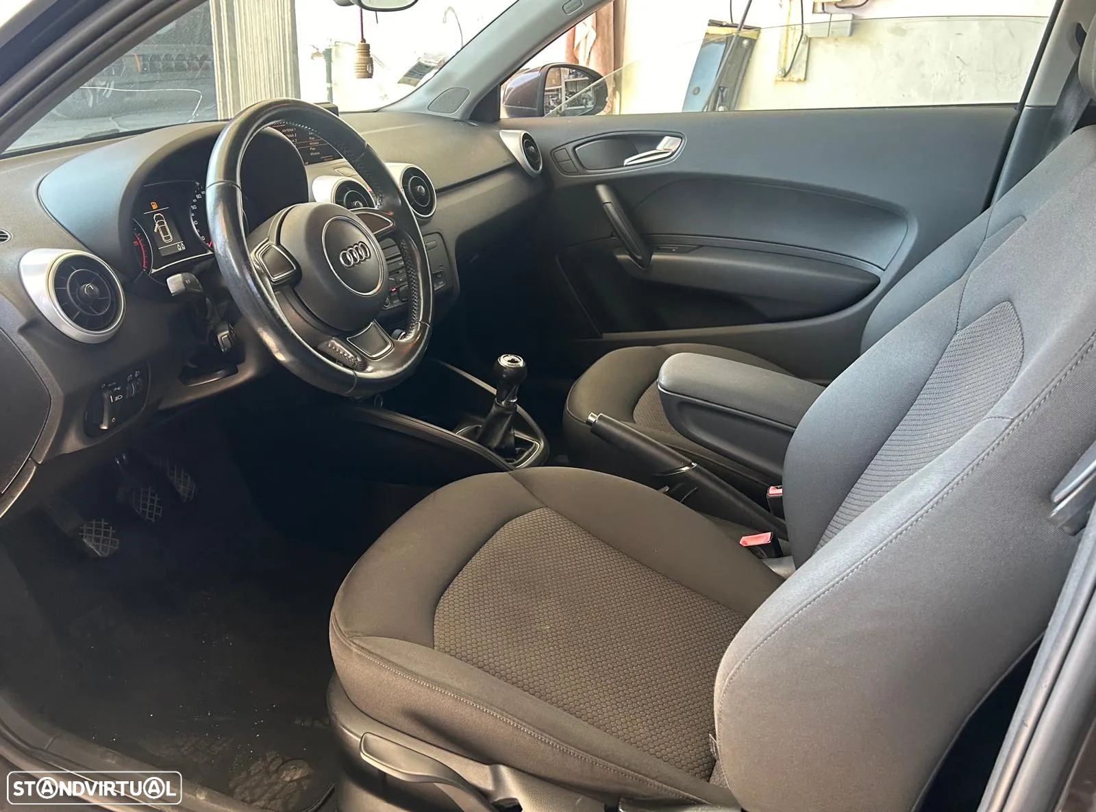 Audi A1 (2013) - Lote de Peças - 7