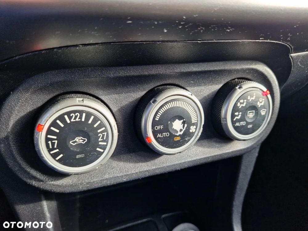 Mitsubishi Lancer - 16