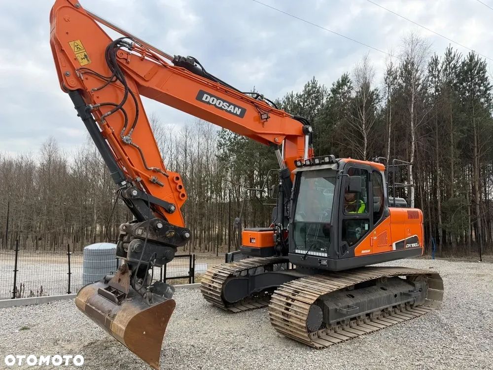 Doosan Dx180 - 13