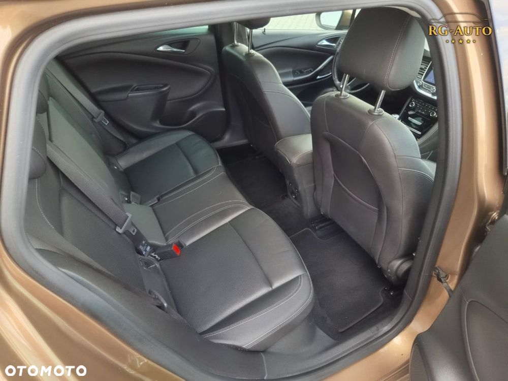 Opel Astra - 36