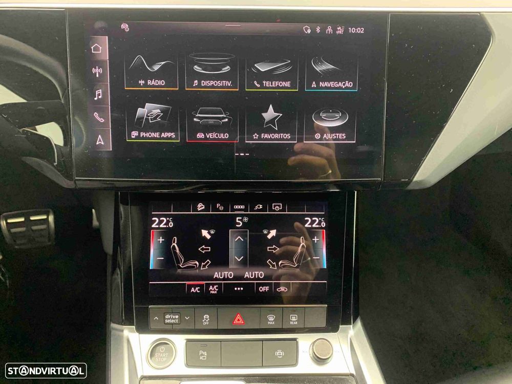 Audi Q8 e-Tron 50 quattro S line - 9