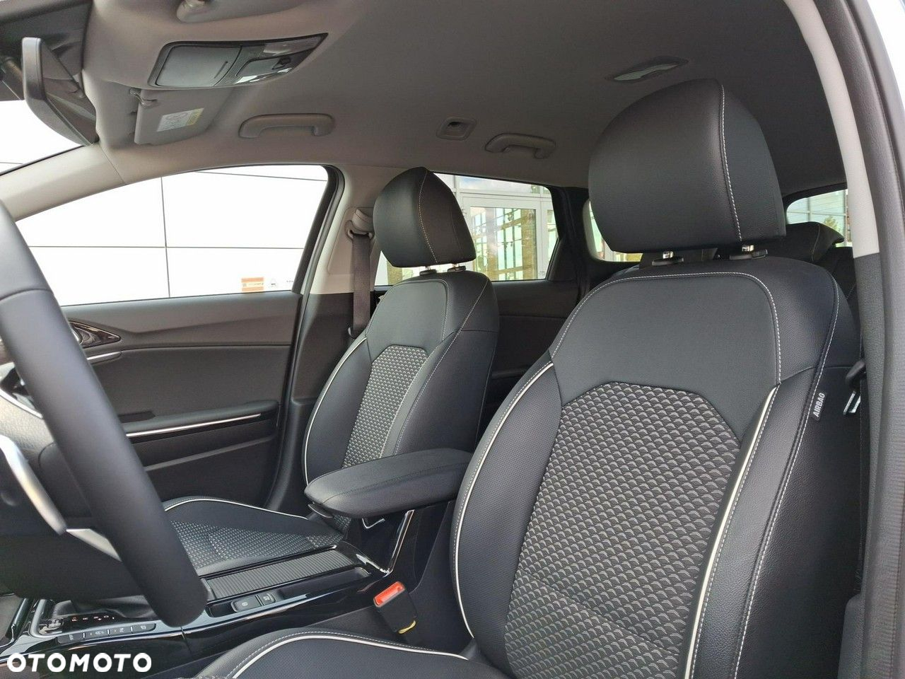Kia Ceed 1.5 T-GDI Tribute DCT - 11