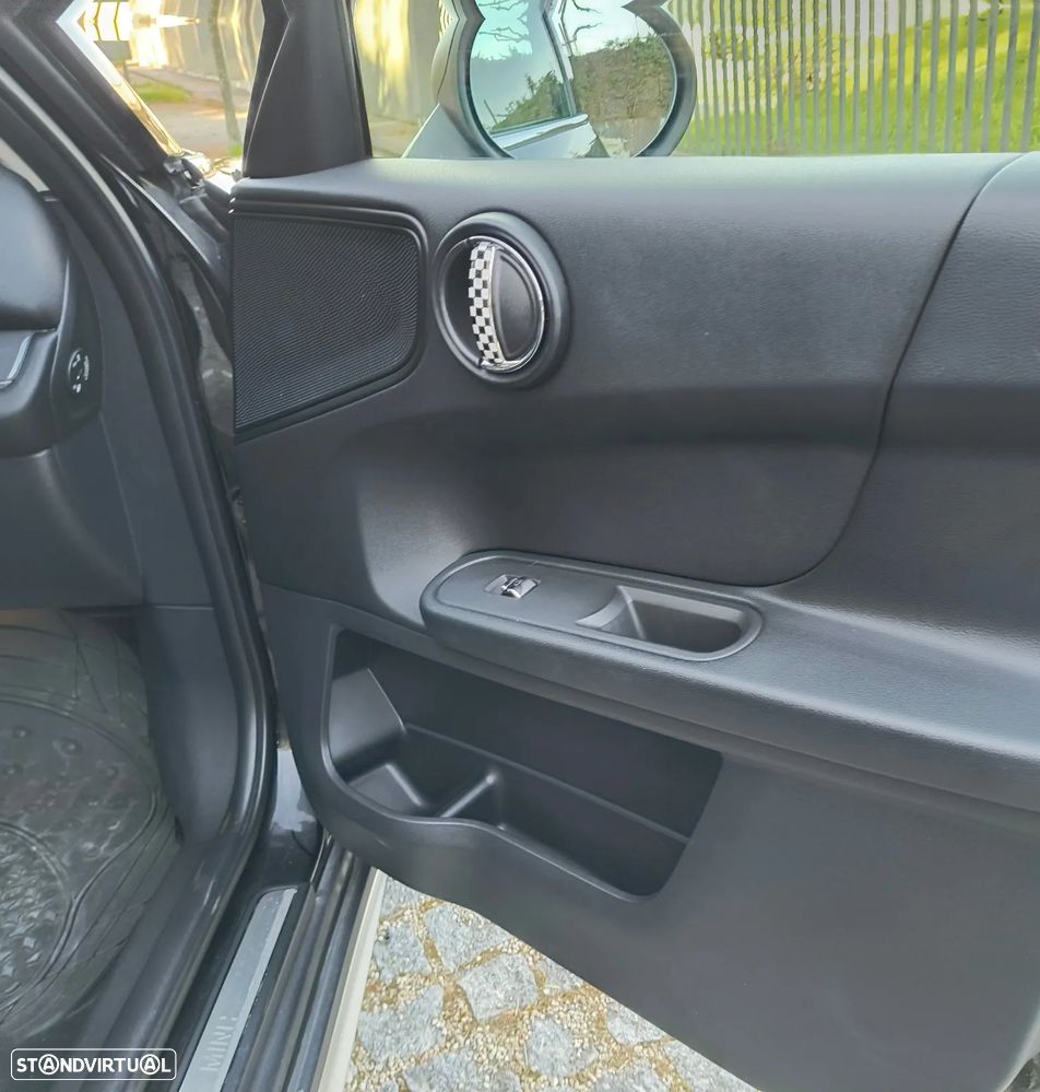 MINI Countryman One D - 16