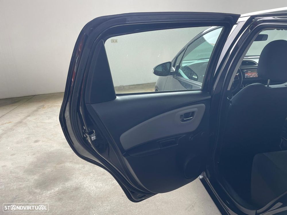 Toyota Yaris 1.4 D-4D Comfort+AC - 20