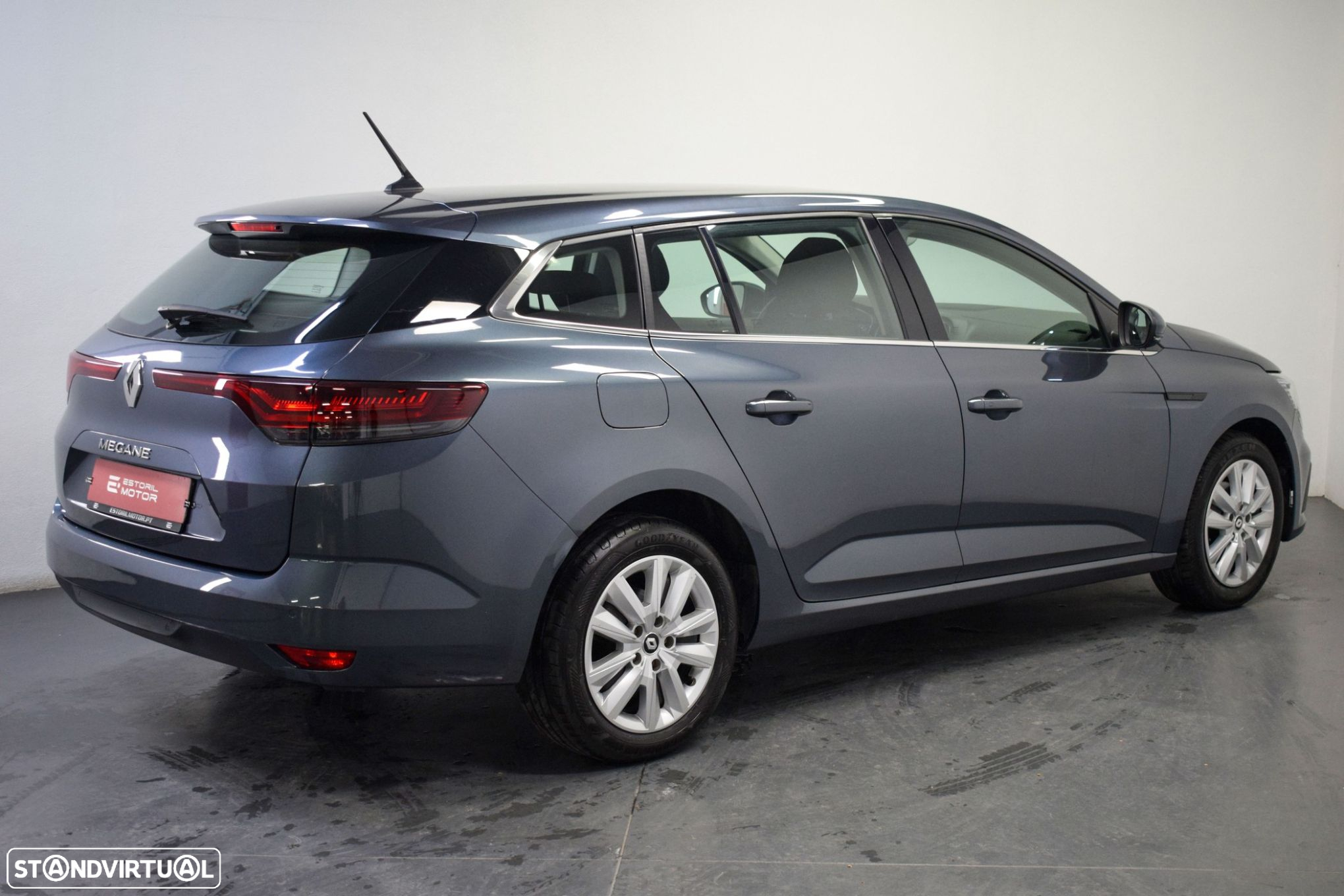 Renault Mégane Sport Tourer 1.5 Blue dCi Equilibre - 3