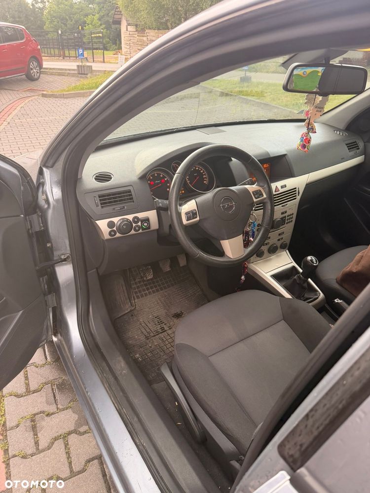 Opel Astra - 8