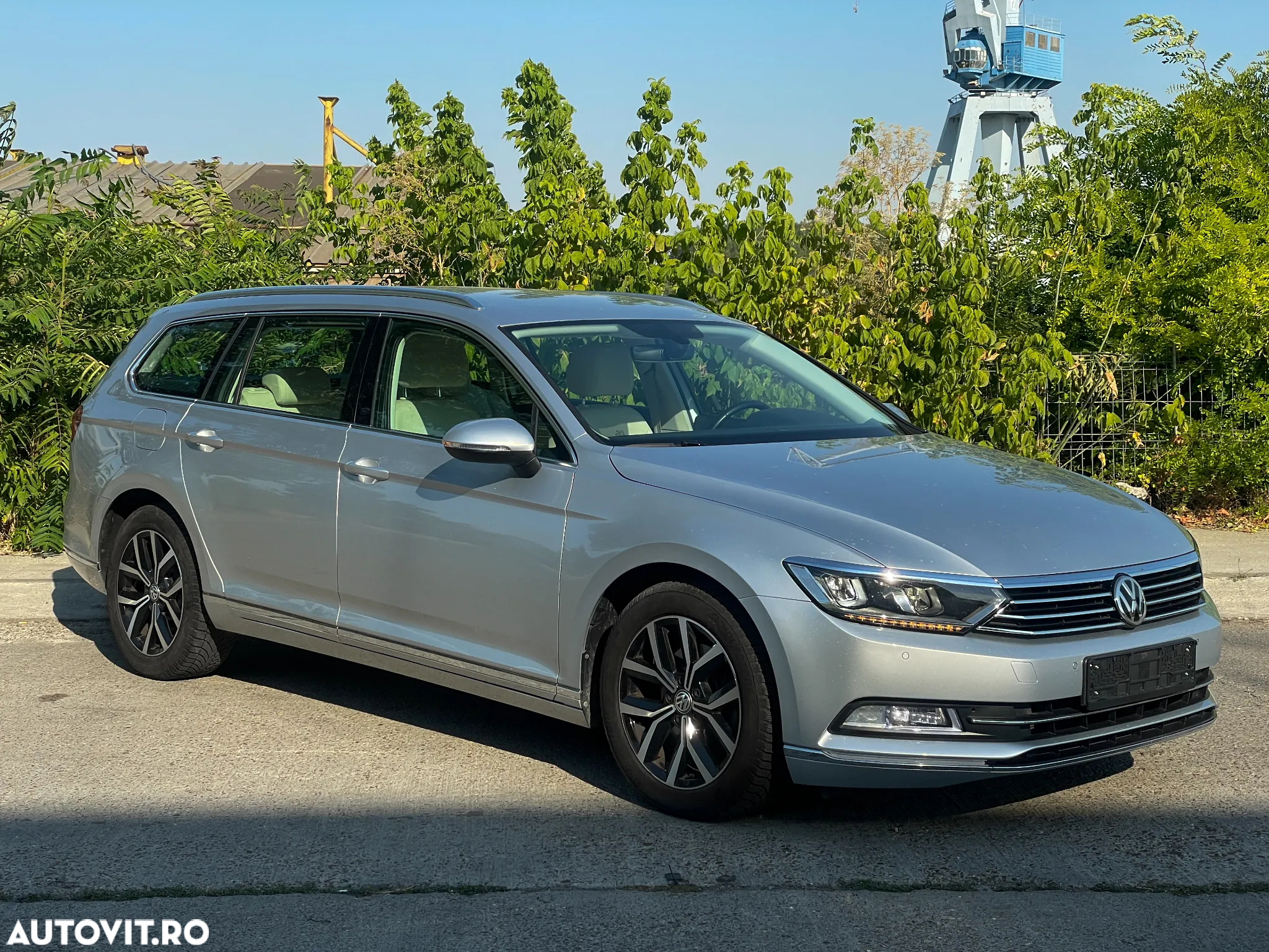 Volkswagen Passat Variant 2.0 TDI DSG Highline - 3