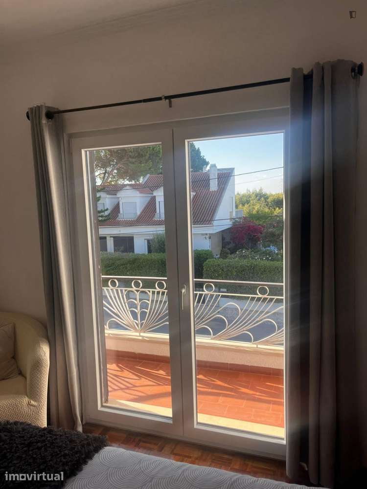 Quarto - localizado em Lisbon - Grande imagem: 5/8