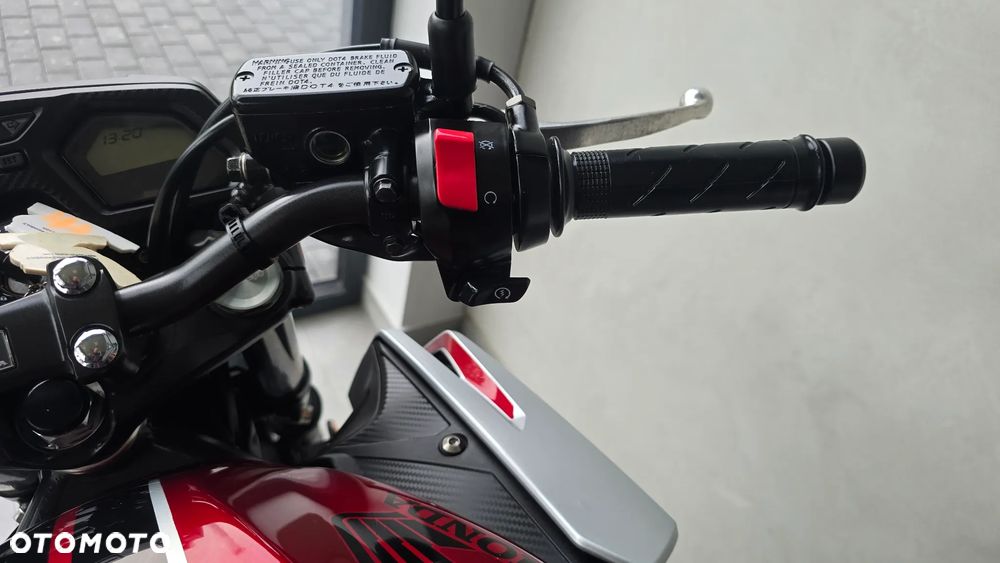 Honda CB - 22