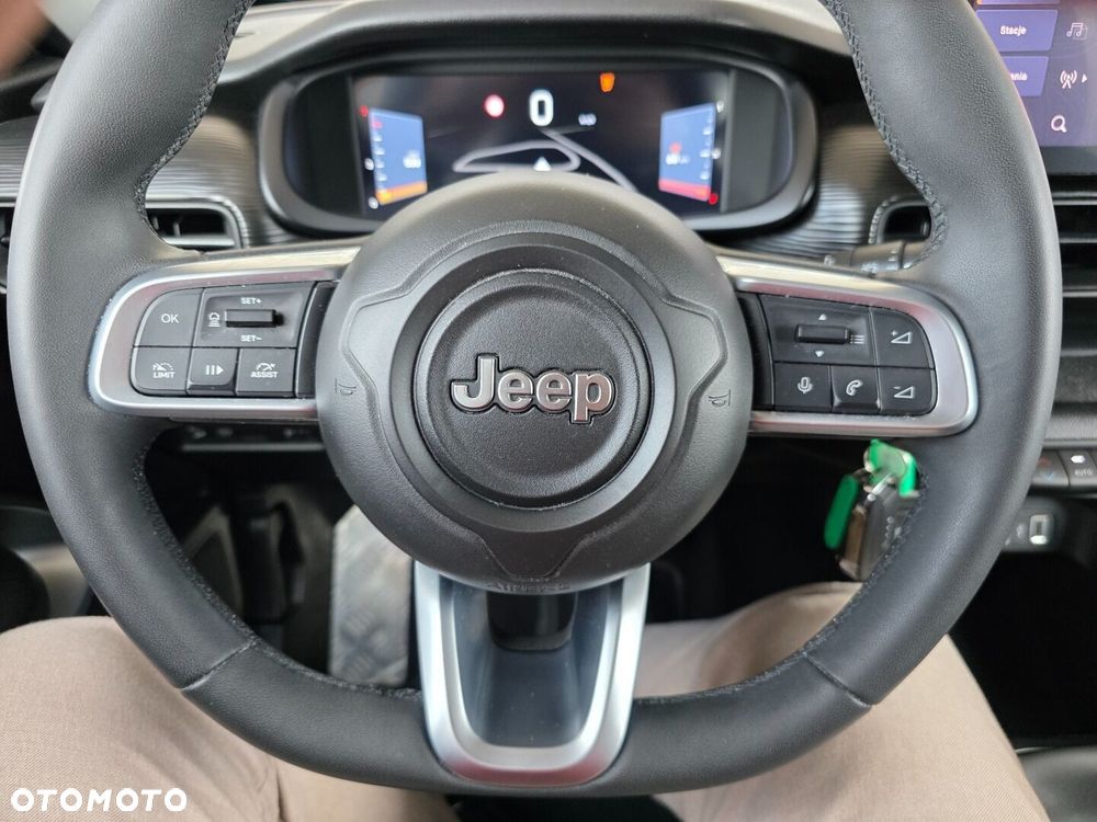 Jeep Avenger 1.2 GSE T3 Altitude FWD - 9
