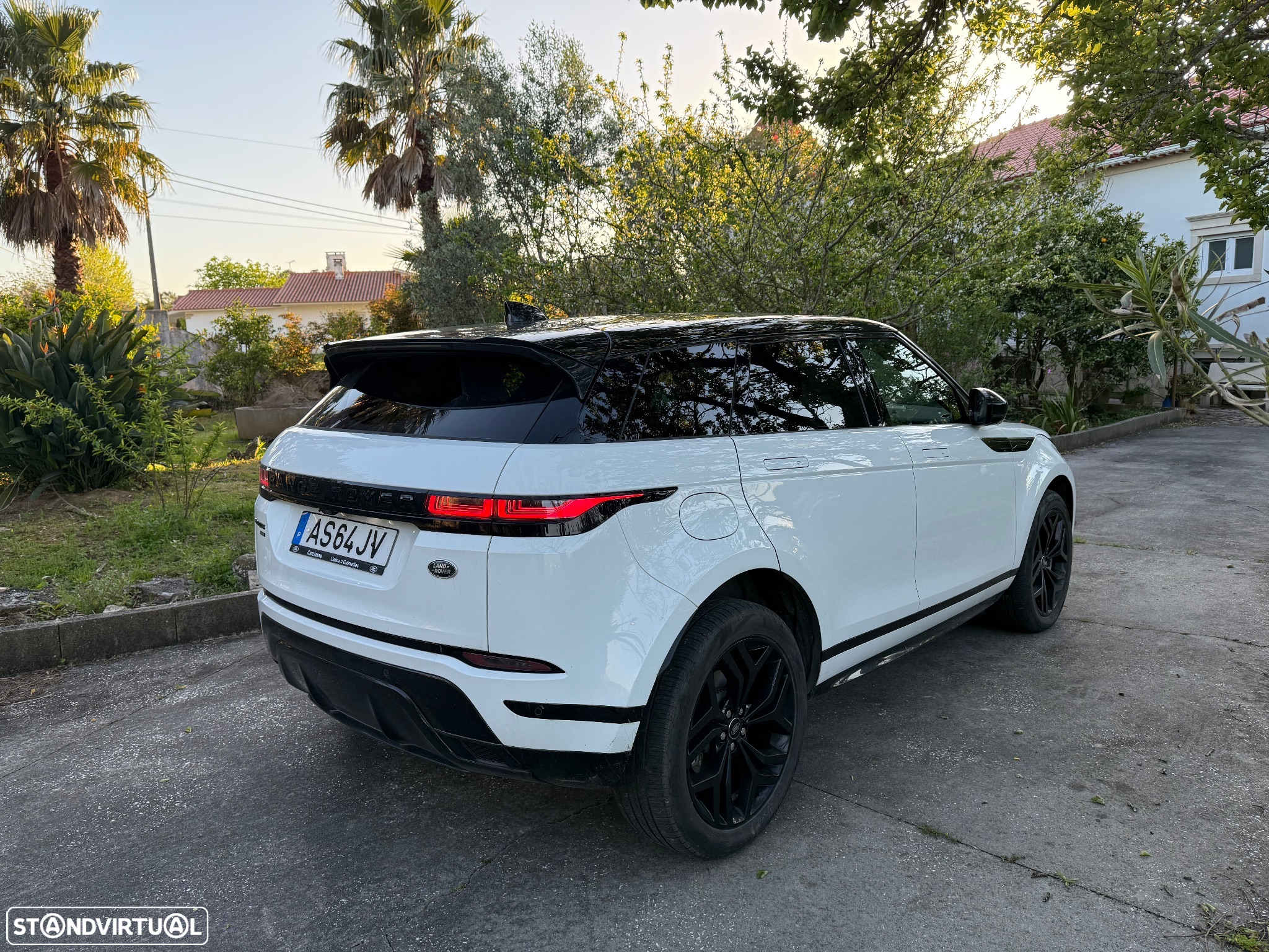 Land Rover Range Rover Evoque 1.5 P300e AWD R-Dynamic HSE Auto - 6